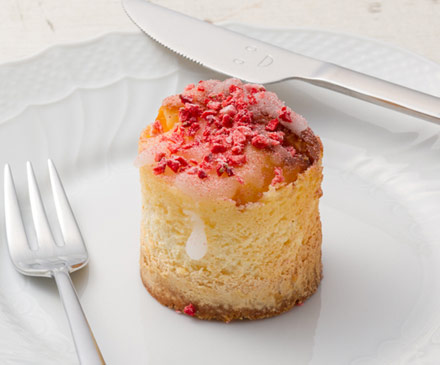 イチゴのロックチーズケーキ