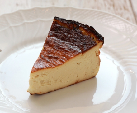 ゴルゴンゾーラバスクチーズケーキ
